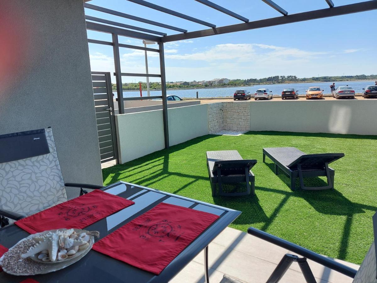 Apartmani Sunside Nin Exterior photo